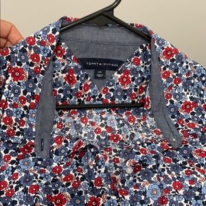 Tommy hillfiger button down